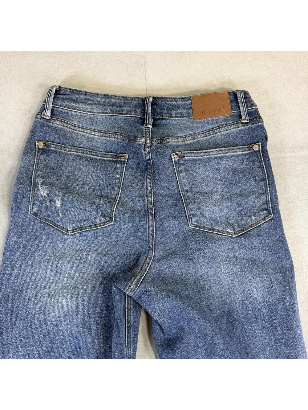 Judy Blue 90s Straight Jeans Womens 11/30 Blue Medium Wash Distressed Stretch - Picture 4 of 9